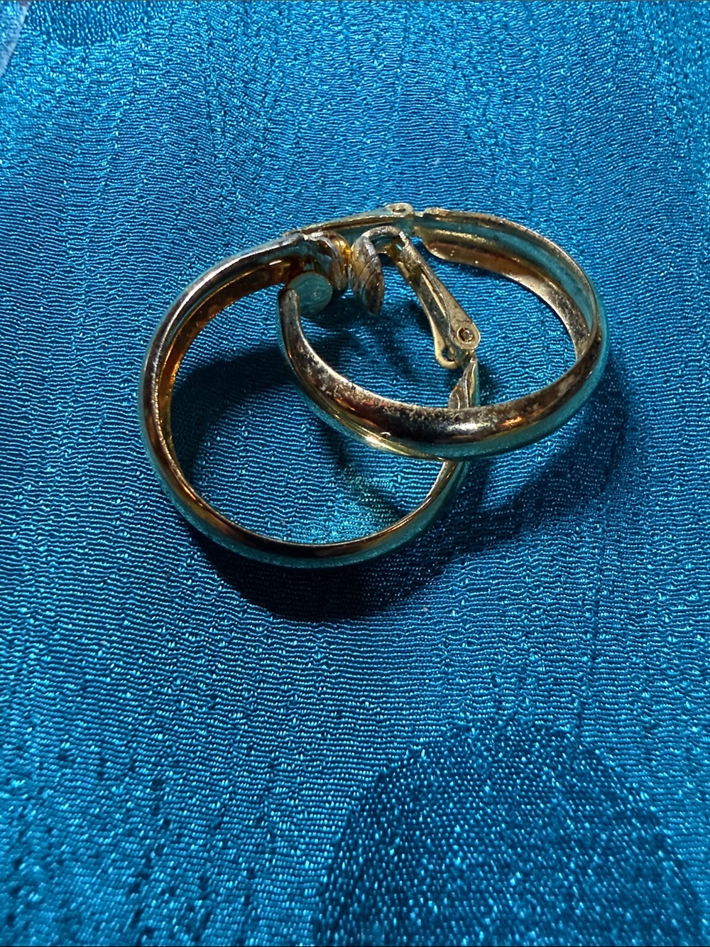 Classic Gold Hoop Clip-On Earrings - Women Jewelry